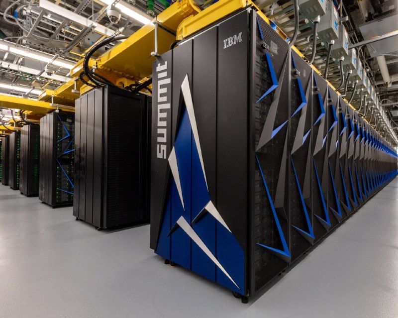 [新闻] 美国橡树岭实验室公布它们全新的超级计算机 Summit，它由 IBM 和 NVIDIA 开发，运算性能为 200PFlops