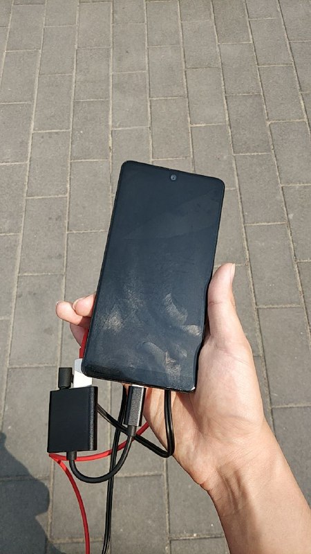 这就是我为什么讨厌没有 3.5mm 耳机接口的机器……